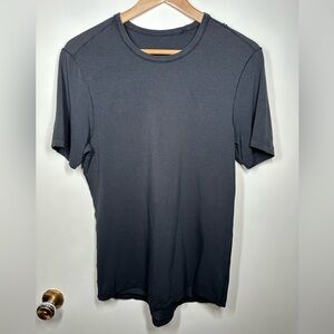 Lululemon Men’s Black Tshirt Small‎